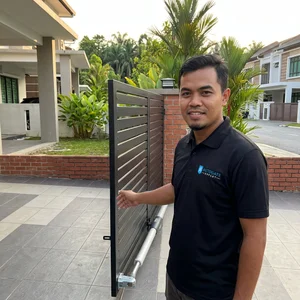 Mohamad Zakiy Mohd Isa - Sales Director